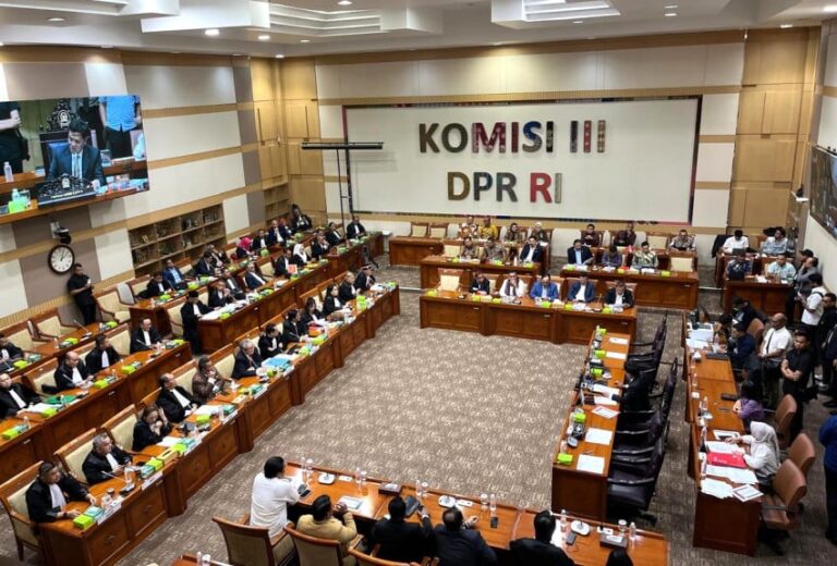 ruu-perampasan-aset-dibahas-di-komisi-iii-dpr-kxx.jpg
