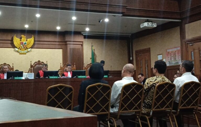 marcella-santoso-cs-didakwa-suap-hakim-rp40-miliar-terkait-suap-vonis-lepas-qkf.jpg