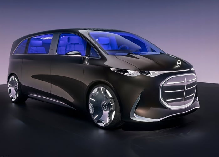mercedesbenz-vision-v-diperkenalkan-konsep-mobil-keluarga-supermewah-kbc.jpg