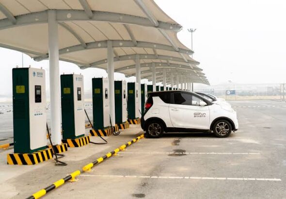 china-tercatat-punya-19-juta-jaringan-pengisian-daya-kendaraan-listrik-xyj.jpg