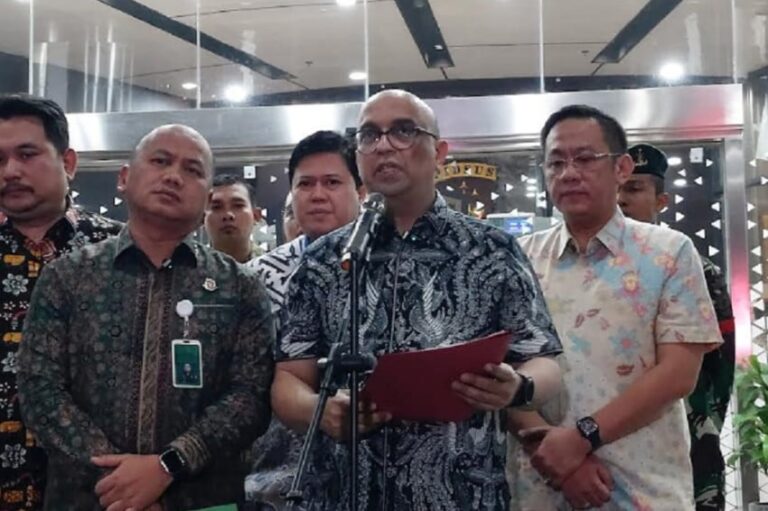 kejagung-tetapkan-penyedia-motor-listrik-mbg-andri-mulyono-tersangka-dcy.jpg