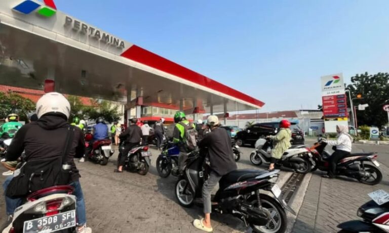 migrasi-pertamax-ke-pertalite-subsidi-bbm-terancam-jebol-rp195-triliun-hpi.jpeg