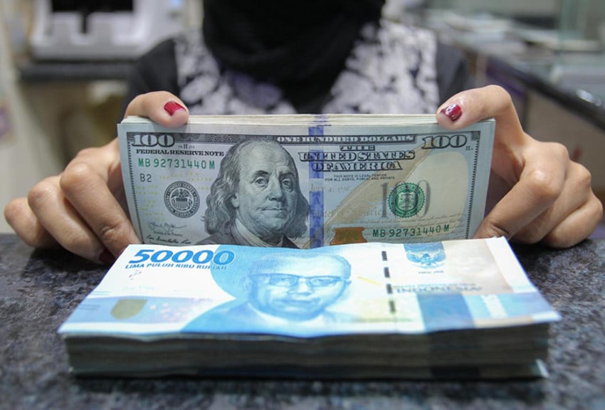 rupiah-tergerus-sentimen-eksternal-hari-ini-berakhir-tembus-rp17843-per-usd-fny.jpg