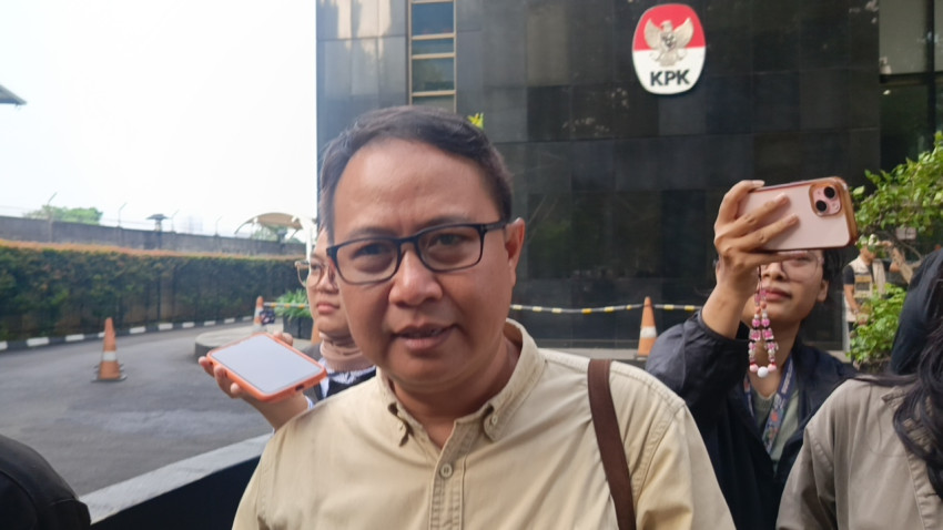 selesai-diperiksa-kasus-kuota-haji-eks-dirjen-phu-hilman-latief-diminta-keterangan-saja-vpk.jpg