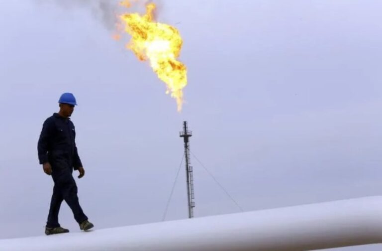 qatar-sebut-damai-asiran-menguat-harga-minyak-dunia-langsung-anjlok-2-dbl.jpeg